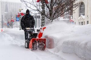 snow-removal-people